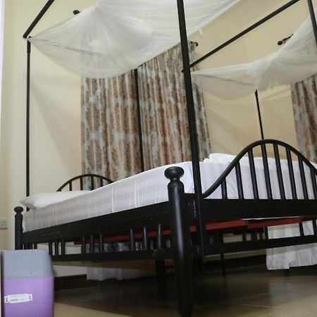 Zakinn Zanzibar Hotel - Dar Es Salaam Esterno foto